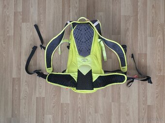 Cyklistický hydro batoh Camelbak M.U.L.E. žlutý - 4