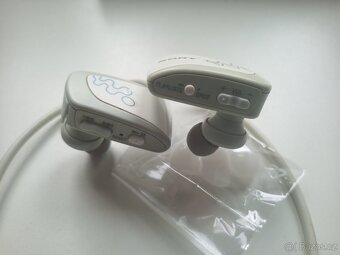 Vodotěsná sluchátka SONY WALKMAN - 4