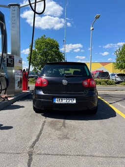Dobrý den, nabízím k prodeji Volkswagen Golf 5 GT 1.4 TSI - 4