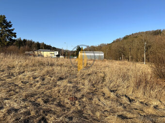 Prodej pozemku o CP 4486 m2 ke komerčním účelům v obci Stará - 4