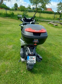 HONDA FORZA 125 - 4