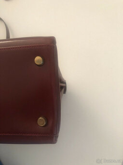 Originální kabelka Hermès Kelly 32, velmi dobrý stav, vínově - 4
