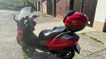 Prodej skútru Aprilia Atlantic 125 - 4