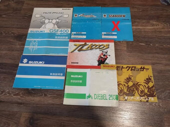 Katalogy, manuály VFR750 ZXR750 RVF750 RG500 CB750 GPZ900 - 4