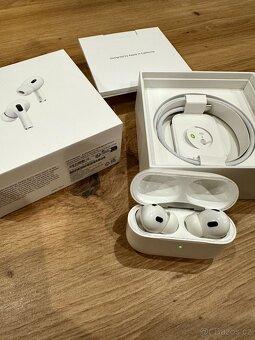 🎧 Apple AirPods Pro 2. generace (USB-C) – plně funkční - 4