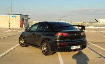 Mitsubishi Lancer EVO X 2.0 MIVEC Turbo 4WD TC-SST 4WD MR - 4