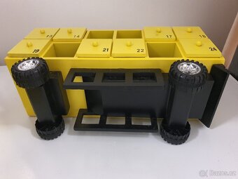 dřevěný přívěs se šuplíky - 4