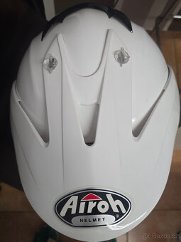 Enduro přilba s plexi a kšiltem Airoh bílá velikost M - 4