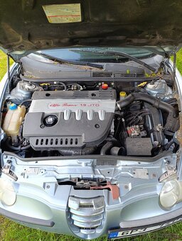 Prodám díly z alfa Romeo 147 1.9 JTD - 4