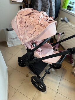CYBEX PLATINUM Flowers rok 2021 - 4