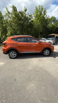 MG ZS 1.5i 78kW • Nájezd 6.460 KM • Původ ČR • Super Stav - 4