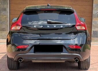 VOLVO V40 2.0 D3 Automat INSCRIPTION - 4