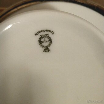 Dva šálky s podšálky - 4