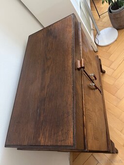 Starožitní komoda - 4