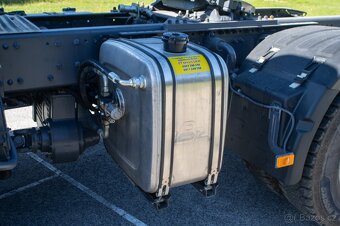 Volvo FM 44T ťahač 4x4 - 4