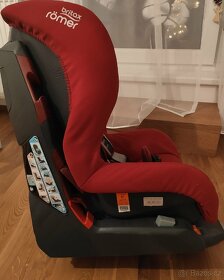 Autosedačka Britax Römer Safefix plus 2017 - 4