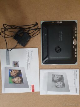 Digitální fotorámeček Brookstone - 4