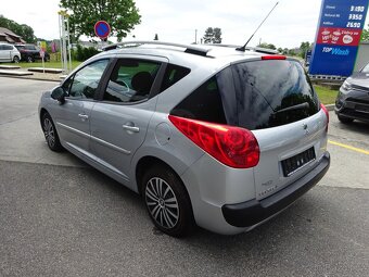 Peugeot 207 1,6 HDI - 4