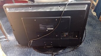 Toshiba 32AV615DG - 4