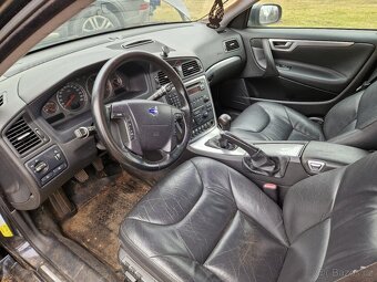 Volvo V70 D5 136kw - 4