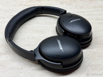 Bose QuietComfort Headphones - 4