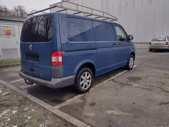 Volkswagen Transporter T5 2.0TDI - 4