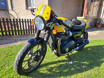 Triumph street cup 900 - 4