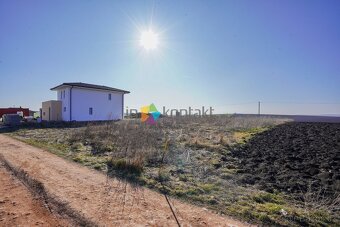 Prodej pozemky pro bydlení, 2 025 m2 - Ostrožská Lhota - 4