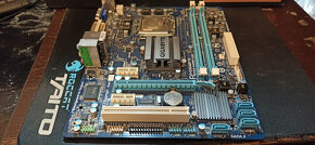 Gigabyte GA-G41MT-D3V (LGA775) - 4
