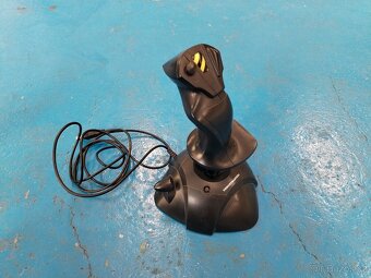 Trust master USB joystick - 4