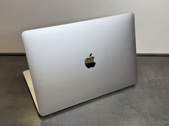 Macbook Pro 13" 2020 / M1 / 16GB / 512GB / Silver - 4