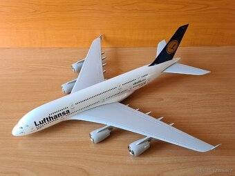Airbus A380 LUFTHANSA velký model - 4