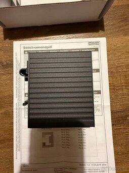 8 portový Gigabit switch - TREE 8TX GE metal - 4