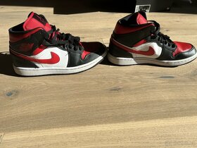 Jordan 1 mid vel 41 - 4