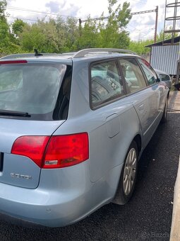 AUDI A4 AVANT - 4