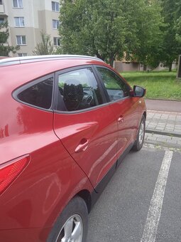 Hyundai ix35 4x4 135kw 2.0 nafta - 4