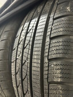 Pneu 215/55 r17 - 4