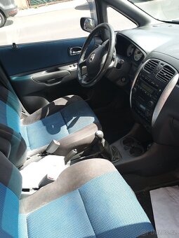 Mazda Premacy - 4