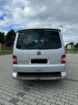 VW TRANSPORTER T5 LONG 5 MÍST 2013 - 4