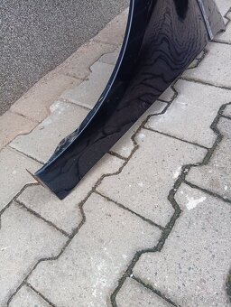 Prodám levy přední blatník na VW golf 5, variant, combi. - 4