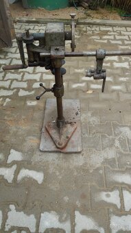 Strojek na uzavírání plechových konzerv BAX136 - 4