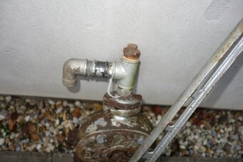 Ruční pumpa LILA 75 pro dopravu vody z hloubek do 7 m - 4