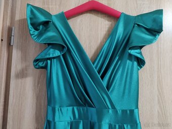 Zelené plesové šaty - 4