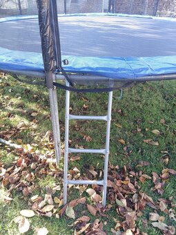 Velká trampolína - 4