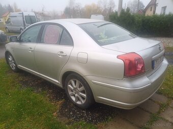 toyota avensis 2,0D r.v.2003 - 4