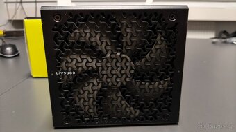 počítačový zdroj corsair rm850x - 4