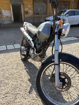 Honda CLR 125 - 4