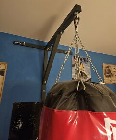 Boxovací pytel Ring 150 cm × 30Kg + držák na zeď - 4