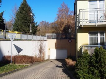 Pronájem - parking v bytovém komplexu Sluneční Stráň Liberec - 4