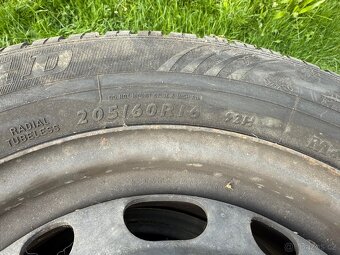 Zimní pneumatiky 205/60R16 - 4